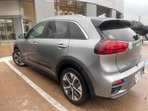 2022 Kia Niro EV EX