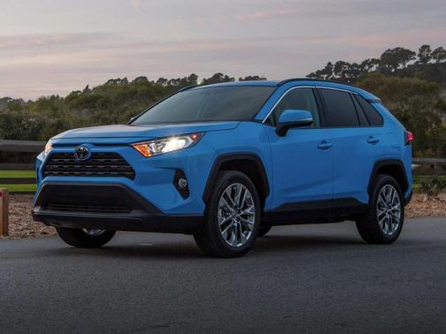 White 2022 Toyota RAV4 LE