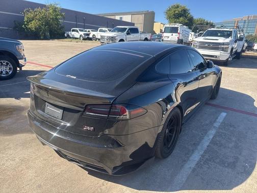 2022 Tesla Model S Plaid