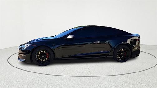 2022 Tesla Model S Plaid