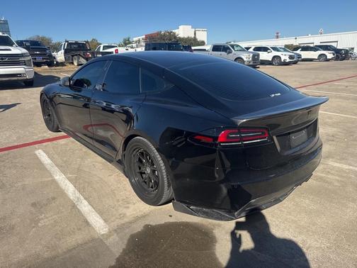 2022 Tesla Model S Plaid