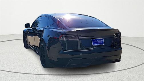 2022 Tesla Model S Plaid