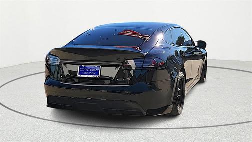 2022 Tesla Model S Plaid