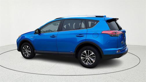 2018 Toyota RAV4 Hybrid LE Plus