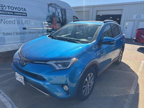 2018 Toyota RAV4 Hybrid LE Plus