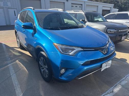 2018 Toyota RAV4 Hybrid LE Plus
