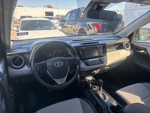 2018 Toyota RAV4 Hybrid LE Plus