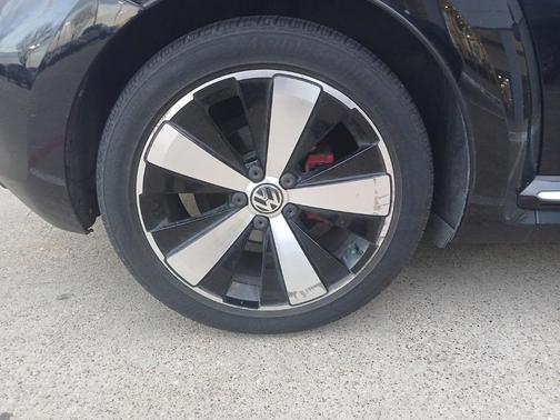 2013 Volkswagen Beetle 2.0T Turbo