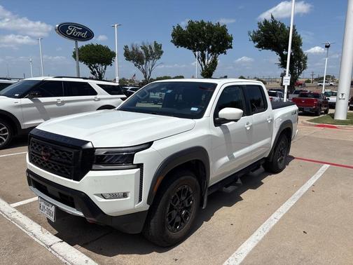 2022 Nissan Frontier PRO-X