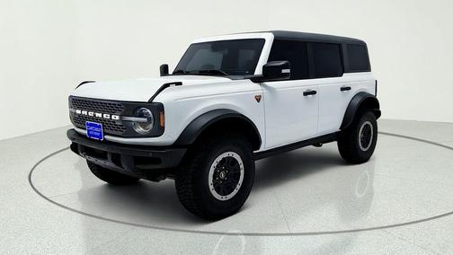 Oxford White 2024 Ford Bronco Badlands