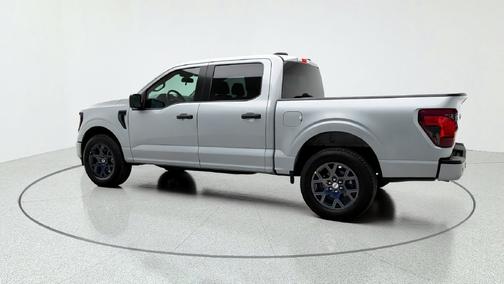 Avalanche 2026 Ford F-150 STX