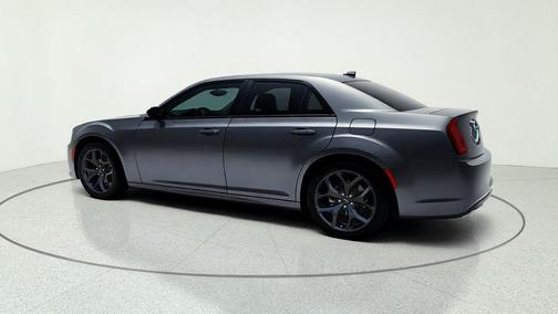 Granite Crystal Clearcoat Metallic 2023 Chrysler 300 Touring L