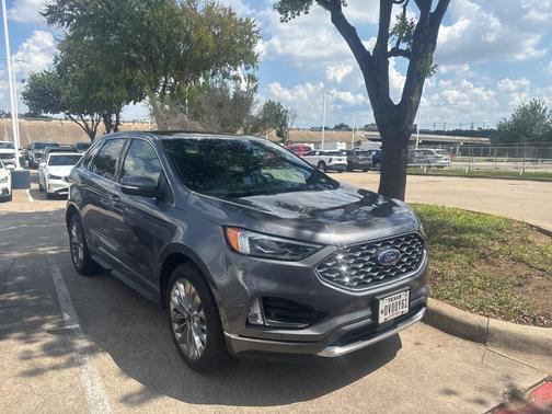 2021 Ford Edge Titanium