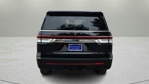 2023 Lincoln Navigator L Reserve