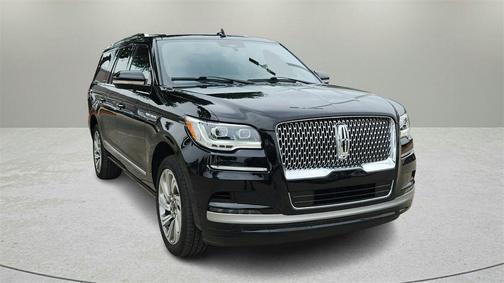2023 Lincoln Navigator L Reserve