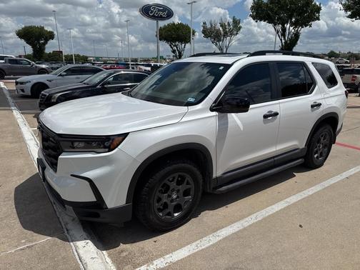 2025 Honda Pilot TrailSport