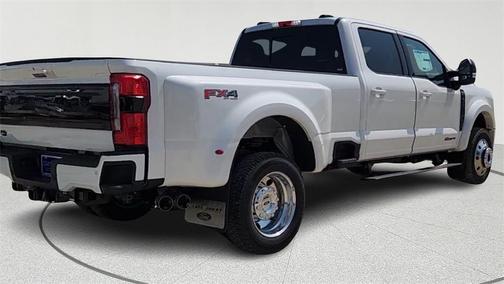 2025 Ford F-450 Platinum