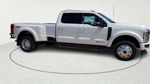 2025 Ford F-450 Platinum