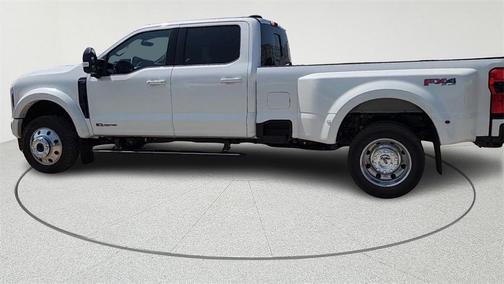 2025 Ford F-450 Platinum