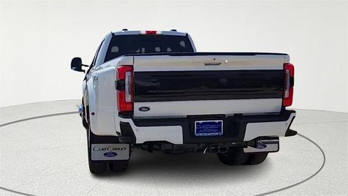 2025 Ford F-450 Platinum