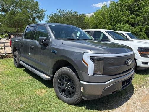 2025 Ford F-150 Lightning XLT