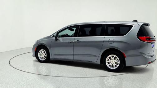 Ceramic Gray Clearcoat 2023 Chrysler Pacifica Touring-L