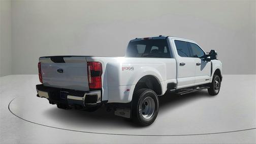 2025 Ford F-350 XLT