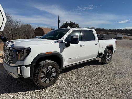 2025 GMC Sierra 2500 Denali