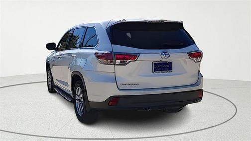 2016 Toyota Highlander LE Plus