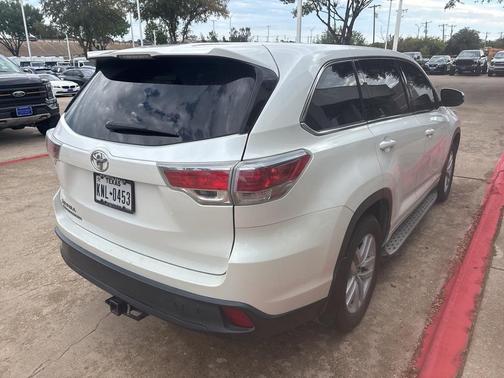 2016 Toyota Highlander LE Plus