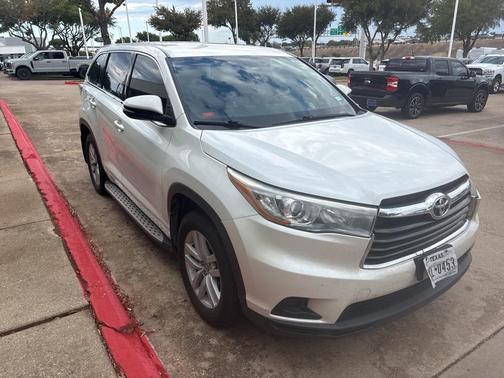 2016 Toyota Highlander LE Plus