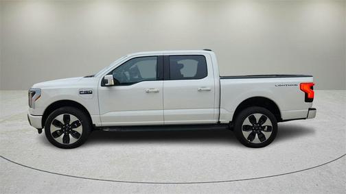2025 Ford F-150 Lightning Platinum