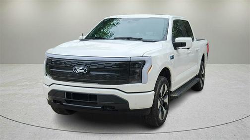 2025 Ford F-150 Lightning Platinum