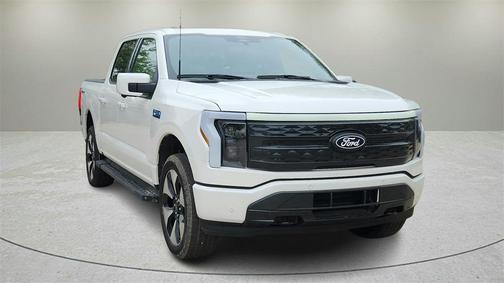 2025 Ford F-150 Lightning Platinum