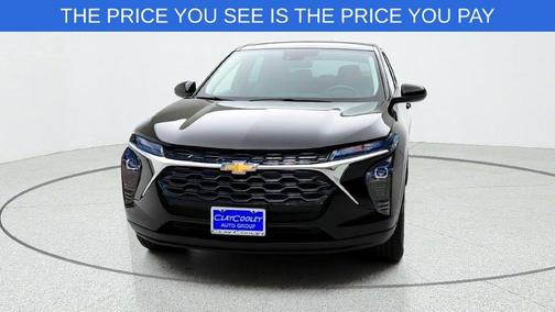 Mosaic Black Metallic 2026 Chevrolet Trax LS