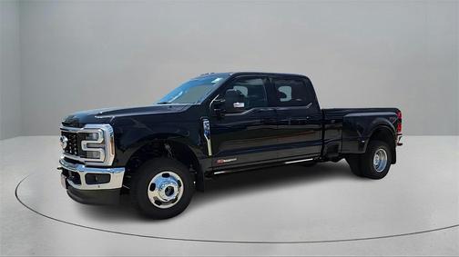 2025 Ford F-350 Lariat Super Duty