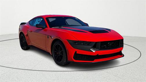 2026 Ford Mustang Dark Horse