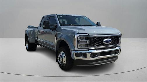 2025 Ford F-450 Lariat