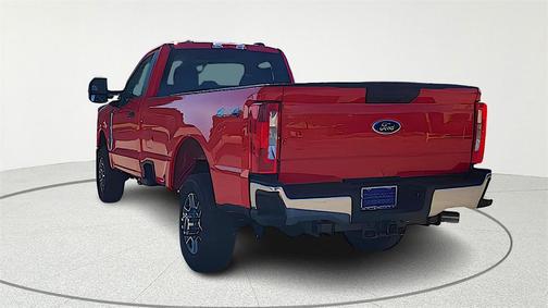 2025 Ford F-350 XLT