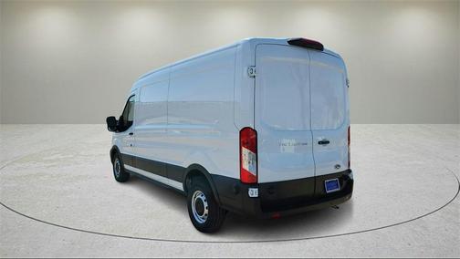 2025 Ford Transit-250 148 WB Medium Roof Cargo
