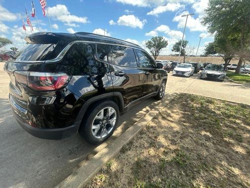 Diamond Black 2018 Jeep Compass Limited