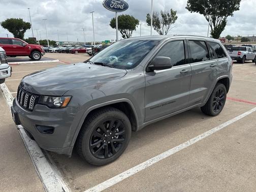 2021 Jeep Grand Cherokee Laredo X