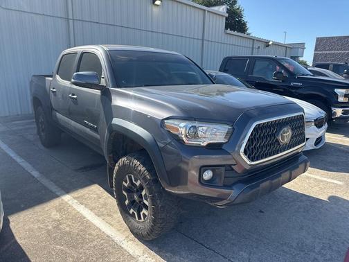 2019 Toyota Tacoma SR