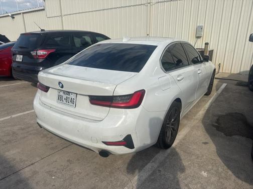 2020 BMW 330 i xDrive