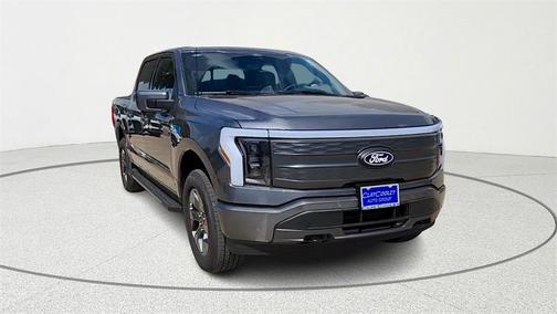 2025 Ford F-150 Lightning LARIAT