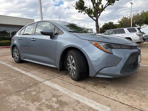 2022 Toyota Corolla Hybrid LE