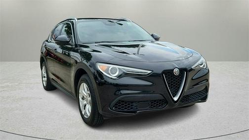 2021 Alfa Romeo Stelvio Base