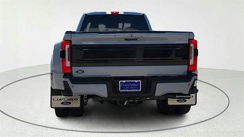 2025 Ford F-450 Platinum
