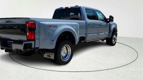 2025 Ford F-450 Platinum