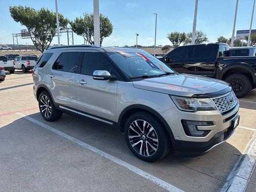 2017 Ford Explorer Platinum